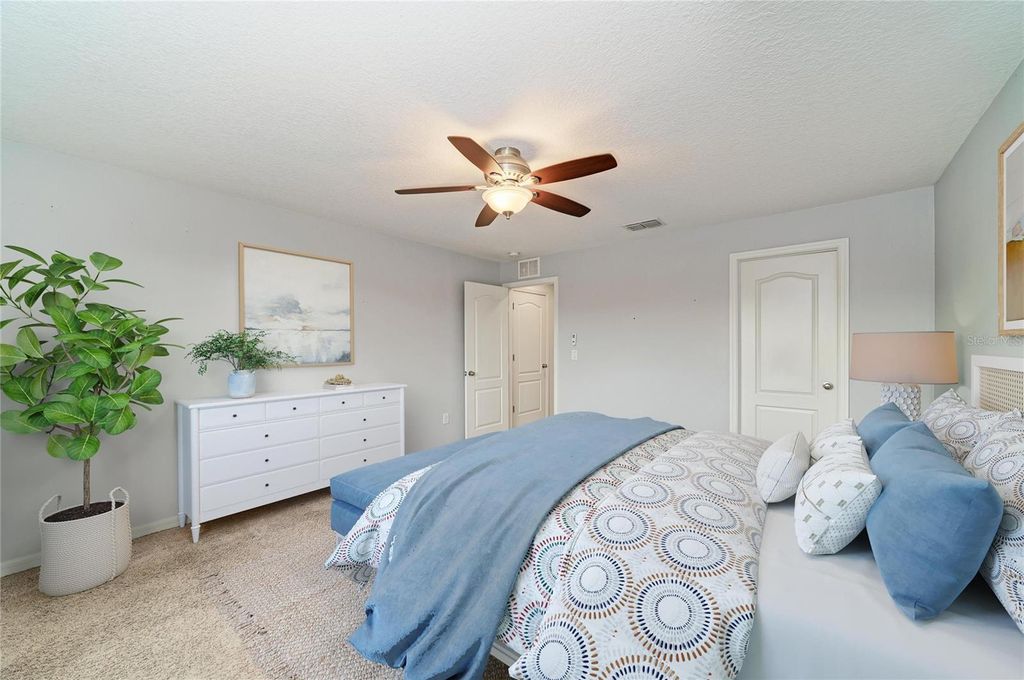 Image 42 of property listing at 10223 57TH COURT E, Parrish, FL 34219