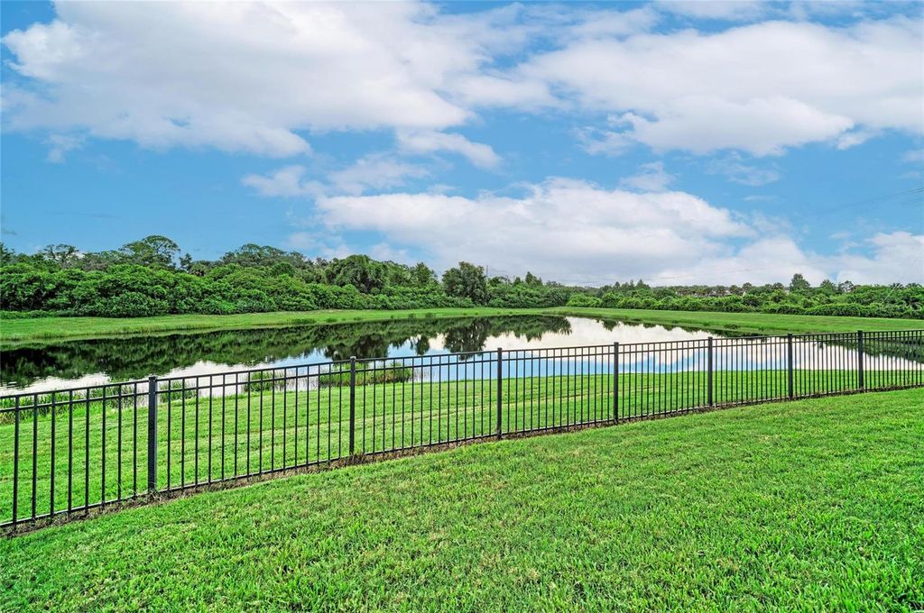 Image 50 of property listing at 10223 57TH COURT E, Parrish, FL 34219