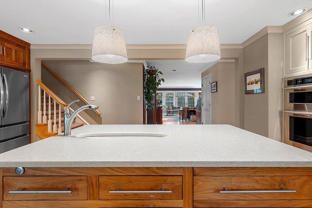 938 HICKORY AVENUE, De Pere, WI 54115