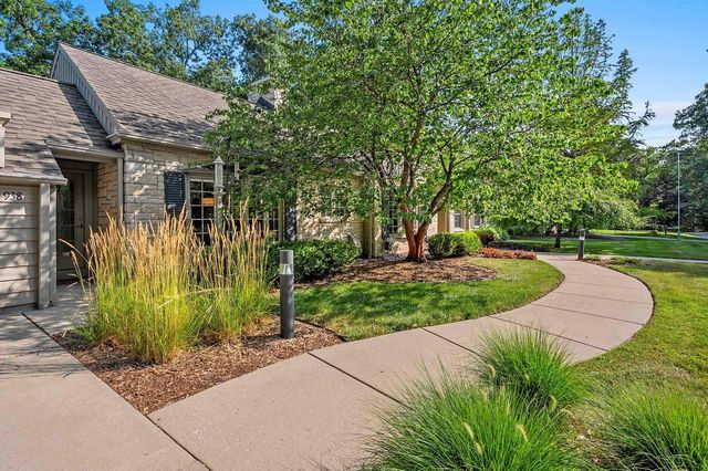 938 HICKORY AVENUE, De Pere, WI 54115