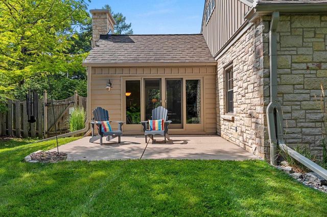 938 HICKORY AVENUE, De Pere, WI 54115