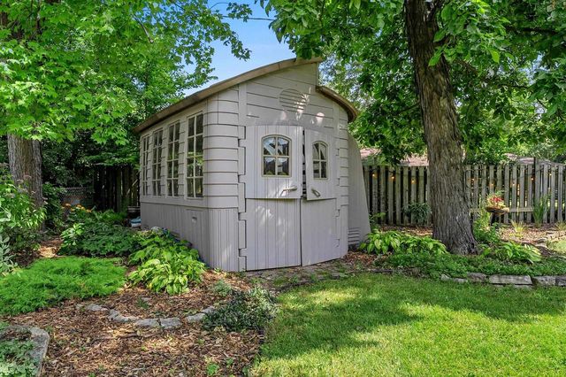 938 HICKORY AVENUE, De Pere, WI 54115