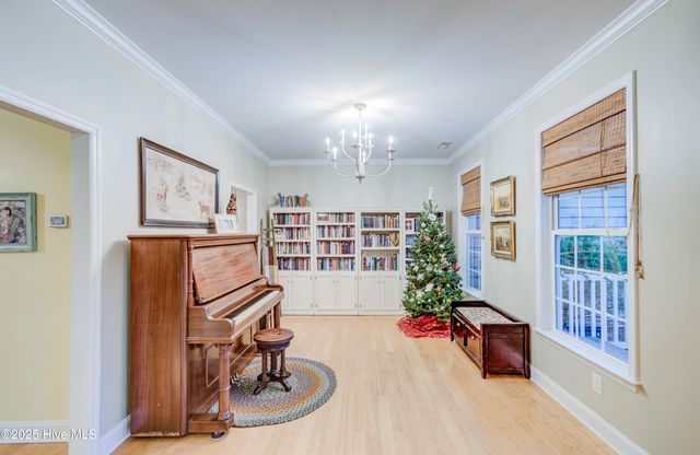 102 Plantation Drive, Swansboro, NC 28584