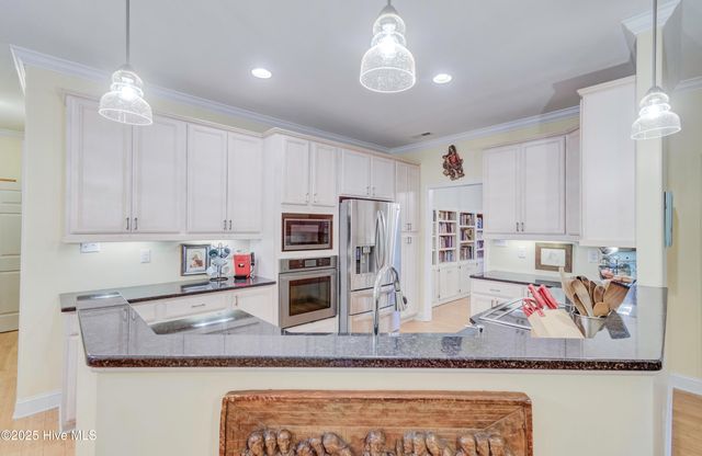 102 Plantation Drive, Swansboro, NC 28584