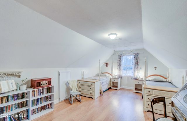 102 Plantation Drive, Swansboro, NC 28584