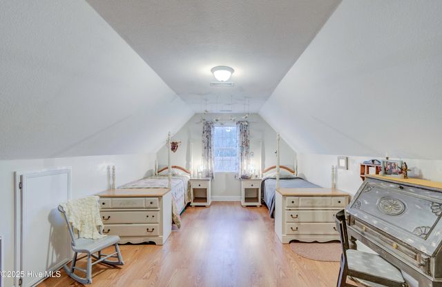 102 Plantation Drive, Swansboro, NC 28584