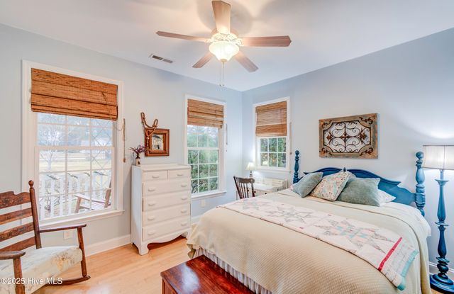 102 Plantation Drive, Swansboro, NC 28584