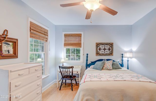 102 Plantation Drive, Swansboro, NC 28584