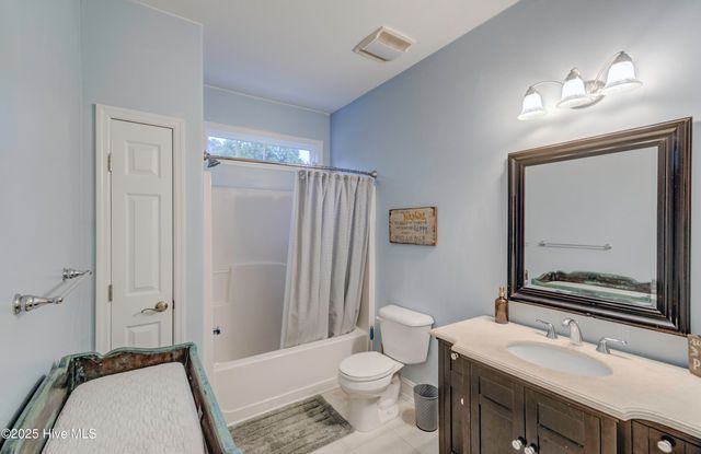 102 Plantation Drive, Swansboro, NC 28584