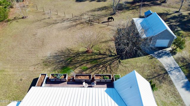 102 Plantation Drive, Swansboro, NC 28584