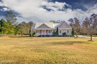 102 Plantation Drive, Swansboro, NC 28584