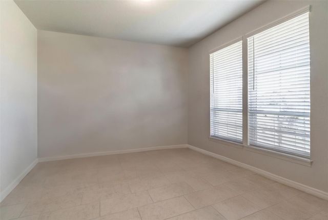 11802 Champions Forest Drive, Mont Belvieu, TX 77535