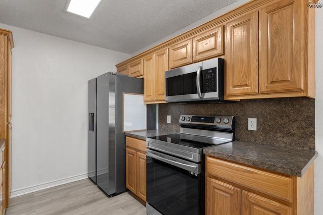 26 CHEROKEE TRAIL, Iowa Park, TX 76367