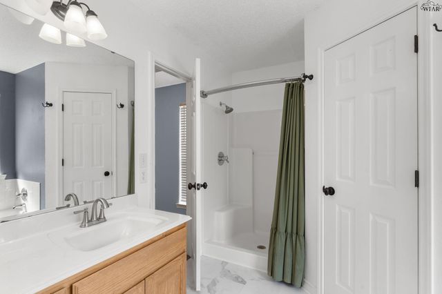 26 CHEROKEE TRAIL, Iowa Park, TX 76367