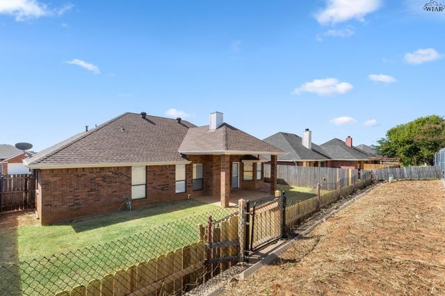 26 CHEROKEE TRAIL, Iowa Park, TX 76367