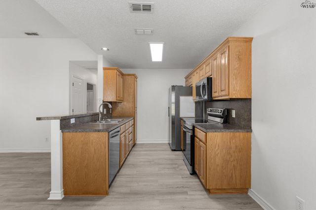 26 CHEROKEE TRAIL, Iowa Park, TX 76367