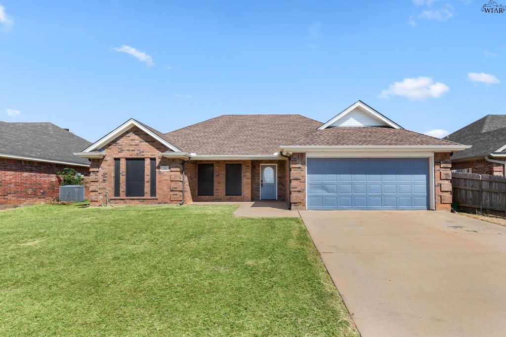 26 CHEROKEE TRAIL, Iowa Park, TX 76367