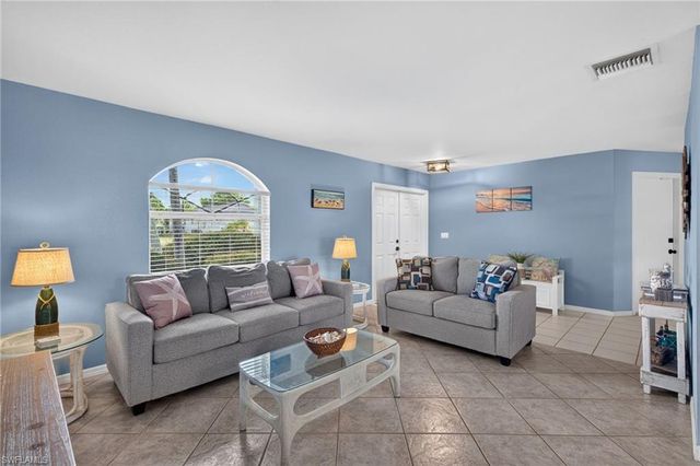 141 SE 18th ST, Cape Coral, FL 33990