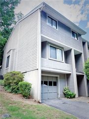 2875 Torreya SE Way, Marietta, GA 30067