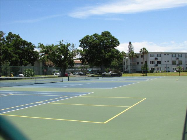 2320 BRISBANE STREET 52, Clearwater, FL 33763