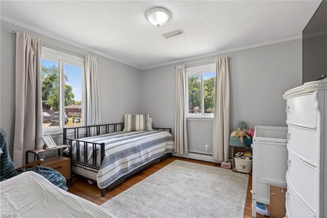 773 Summerset LN, Virginia Beach, VA 23452