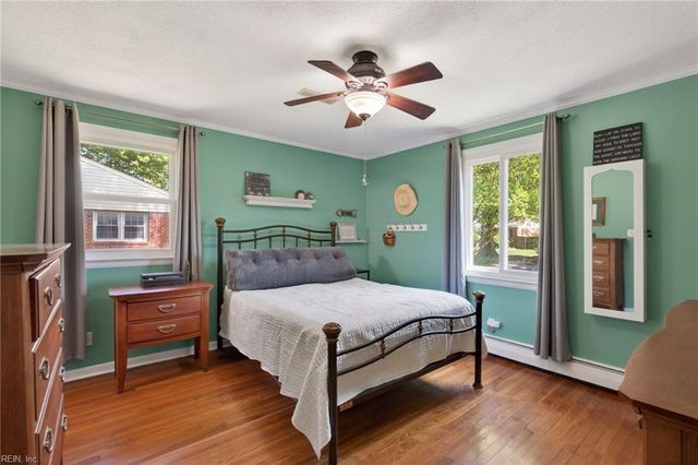 773 Summerset LN, Virginia Beach, VA 23452