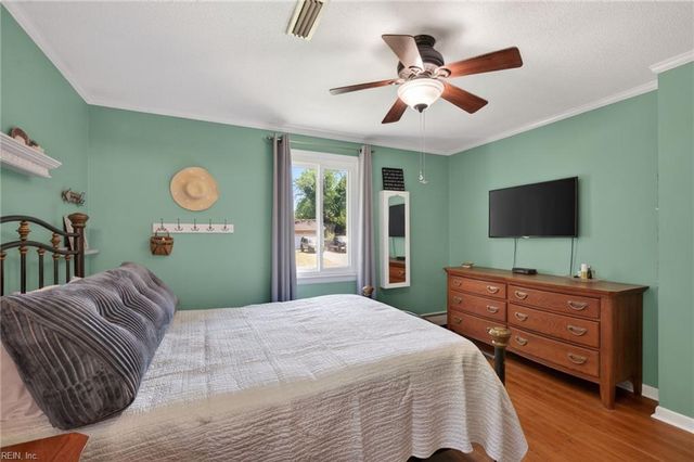 773 Summerset LN, Virginia Beach, VA 23452