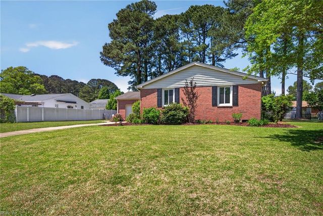 773 Summerset LN, Virginia Beach, VA 23452