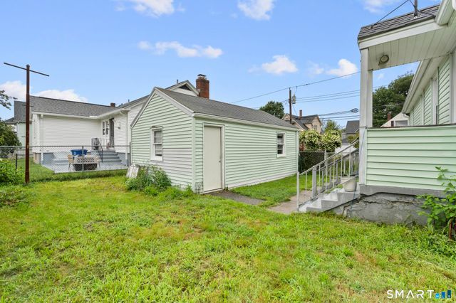 620 Granfield Avenue, Bridgeport, CT 06610