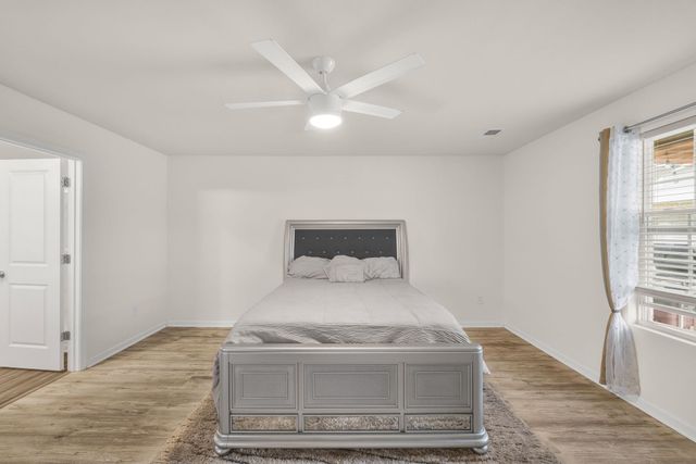 1422 Penrith Court, Boiling Springs, SC 29334