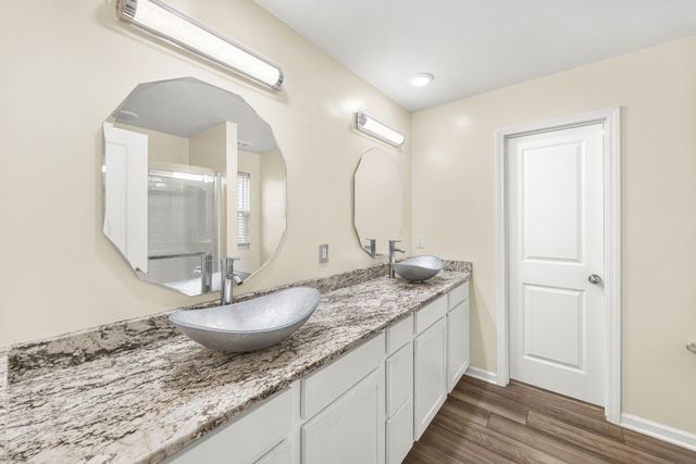 1422 Penrith Court, Boiling Springs, SC 29334