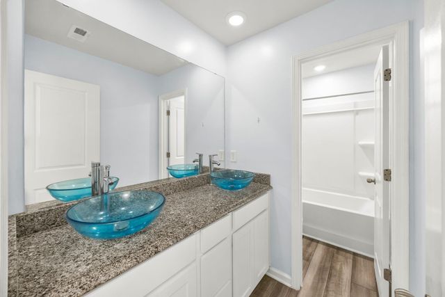 1422 Penrith Court, Boiling Springs, SC 29334