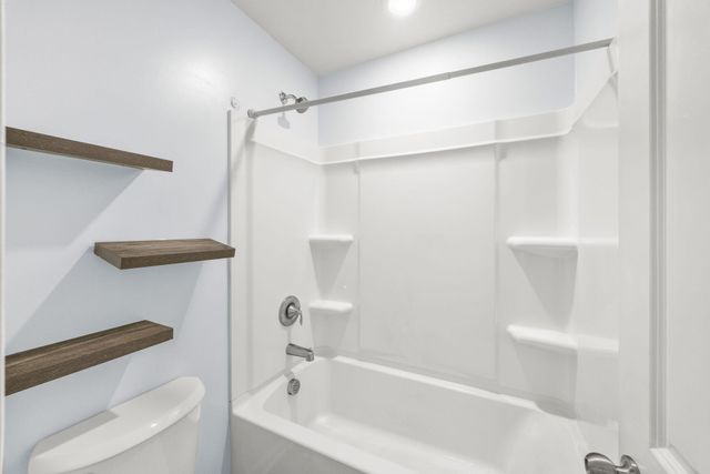 1422 Penrith Court, Boiling Springs, SC 29334