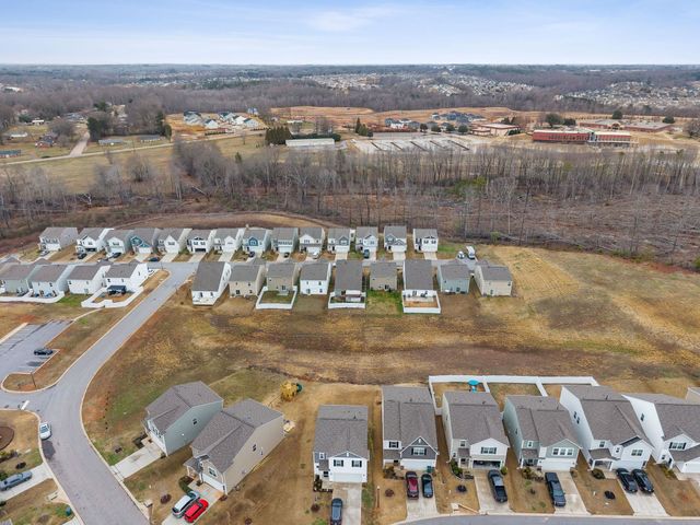 1422 Penrith Court, Boiling Springs, SC 29334