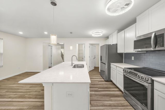 1422 Penrith Court, Boiling Springs, SC 29334