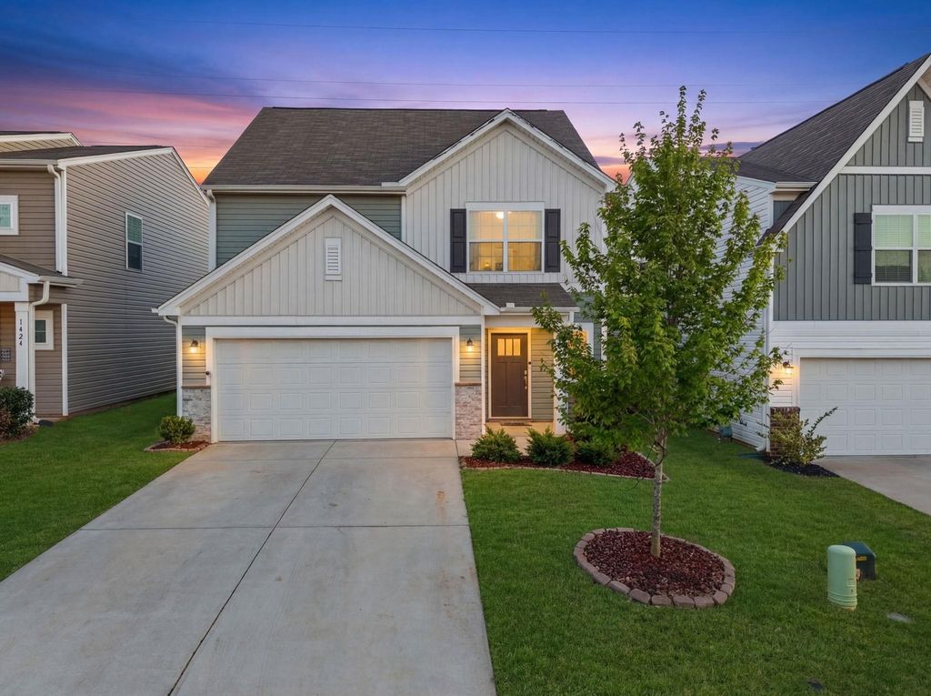 1422 Penrith Court, Boiling Springs, SC 29334