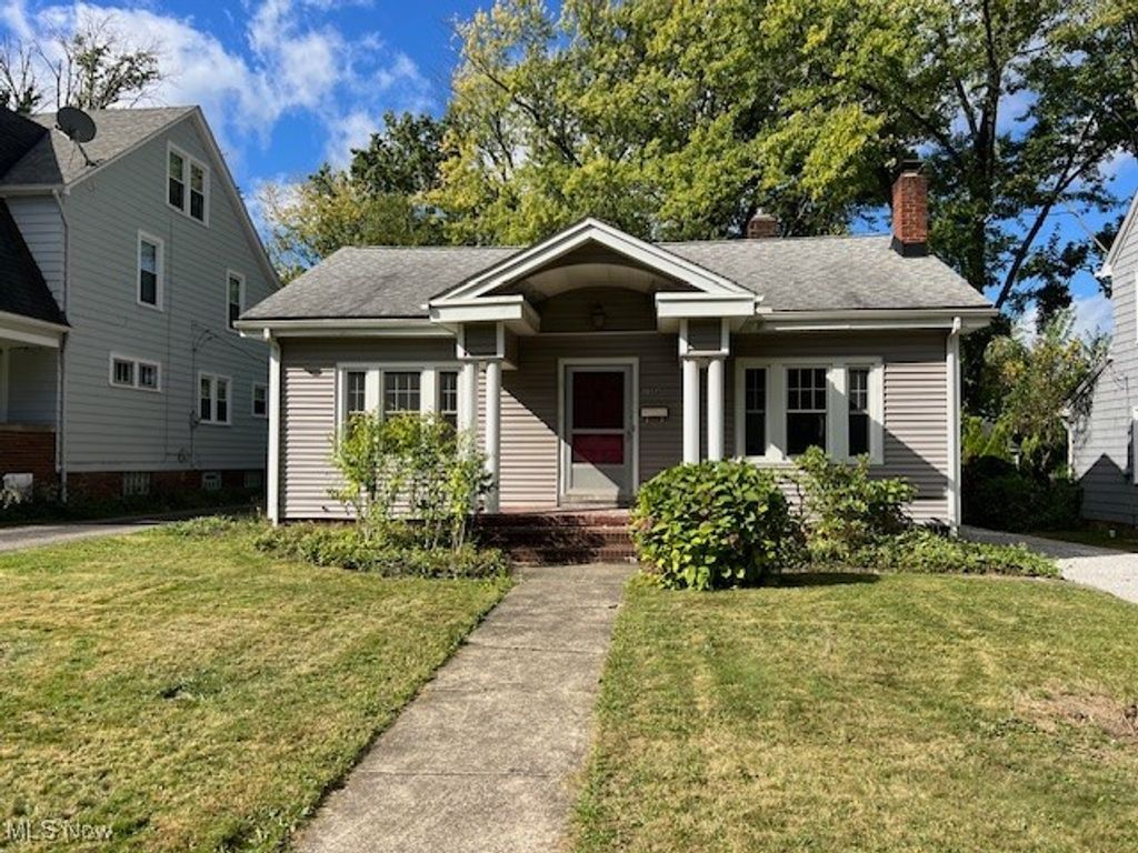 1356 Plainfield Road, South Euclid, OH 44121