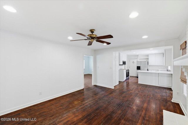 1070 Buckley Drive, Jackson, MS 39206
