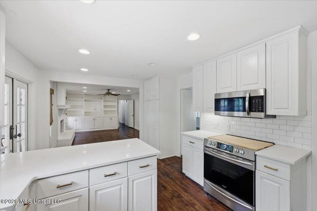 1070 Buckley Drive, Jackson, MS 39206