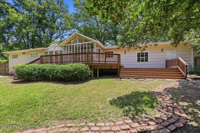 1070 Buckley Drive, Jackson, MS 39206