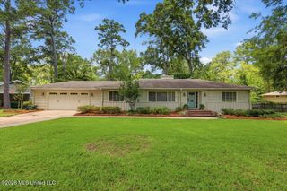 1070 Buckley Drive, Jackson, MS 39206