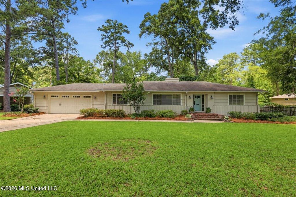 1070 Buckley Drive, Jackson, MS 39206