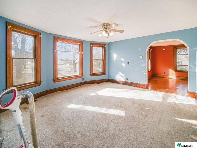 406 N 7th Street, Seward, NE 68434