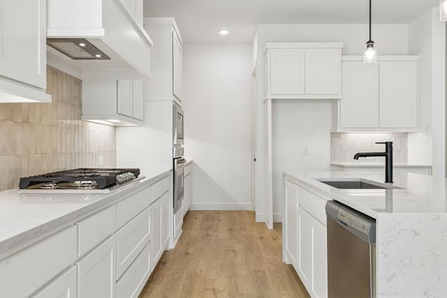 15852 Amber Street, Frisco, TX 75033