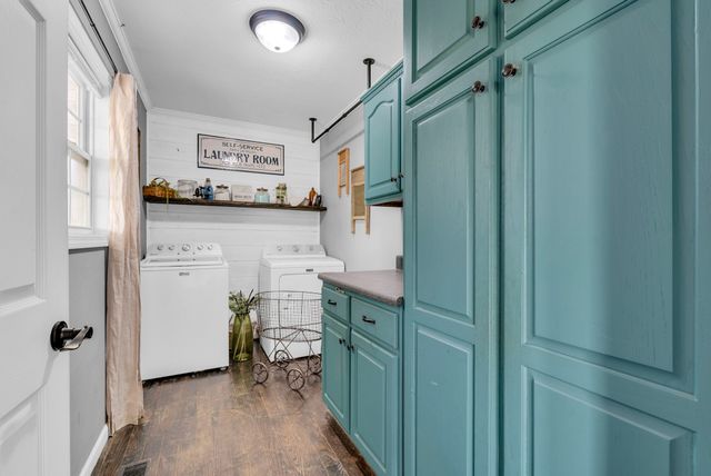 887 Ray Cemetery Rd, Sparta, TN 38583