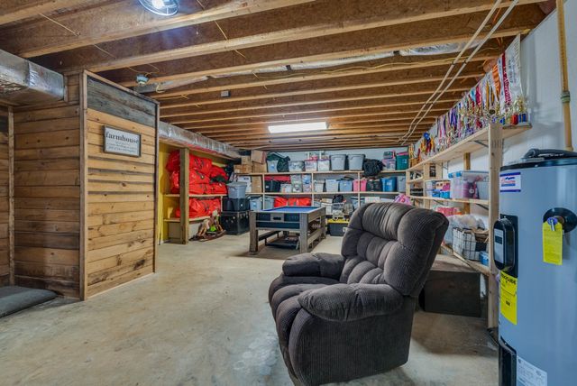 887 Ray Cemetery Rd, Sparta, TN 38583