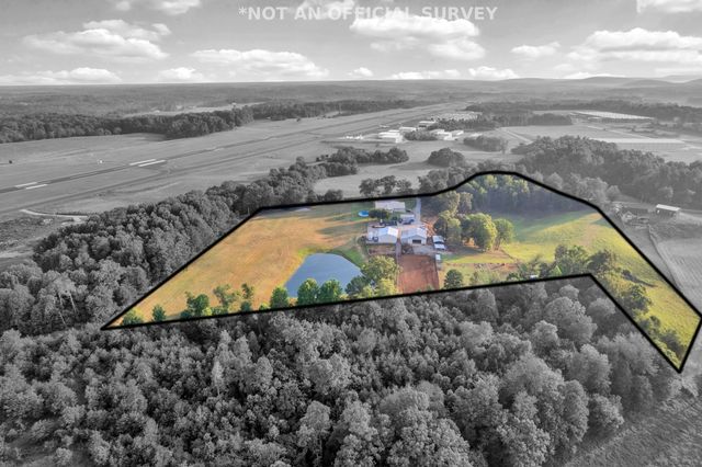 887 Ray Cemetery Rd, Sparta, TN 38583