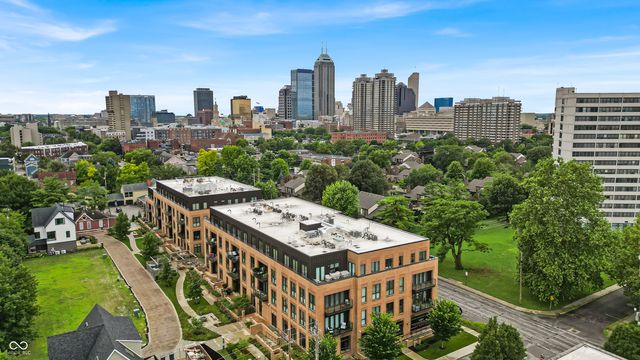 877 N East Street 206, Indianapolis, IN 46202