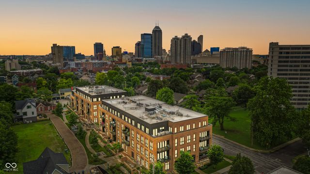 877 N East Street 206, Indianapolis, IN 46202