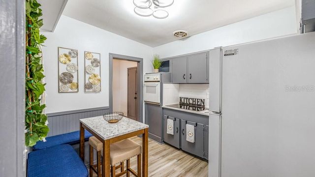 1406 CONWAY ROAD, Orlando, FL 32812